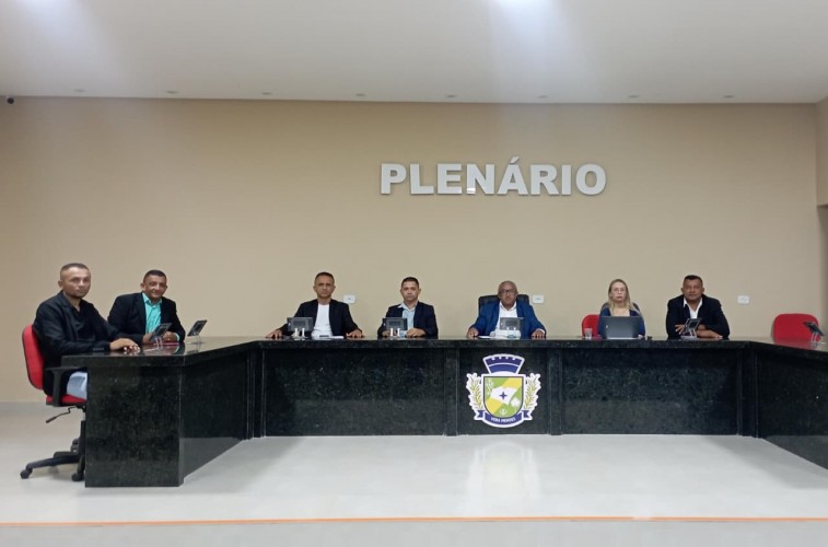 Imagem Câmara Municipal de Vera Mendes realizou sessão  ordinária em 09 de dezembro de 2025.